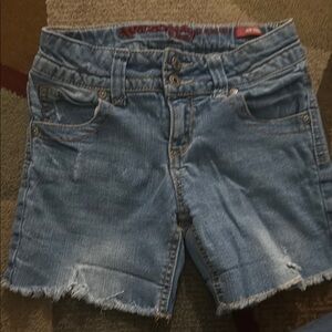 Arizona Jean Company Blue Jean Shorts Distressed Mid-Thigh